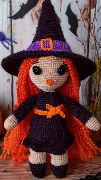 Amigurumi Halloween Witch 3