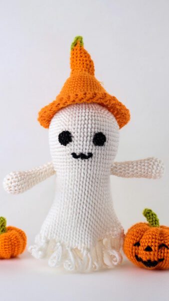 Amigurumi Halloween Crochet ghost  16