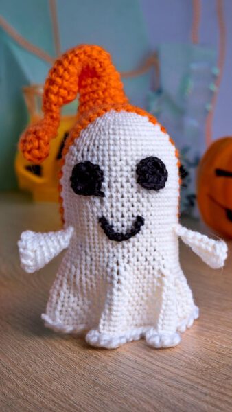 Amigurumi Halloween Crochet ghost  18