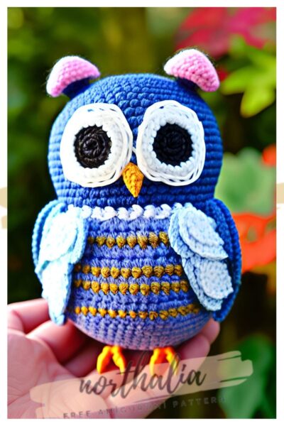 Amigurumi owl