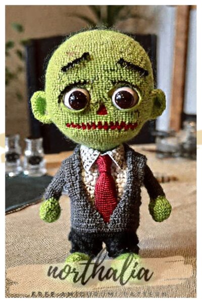 amigurumi zombie 8