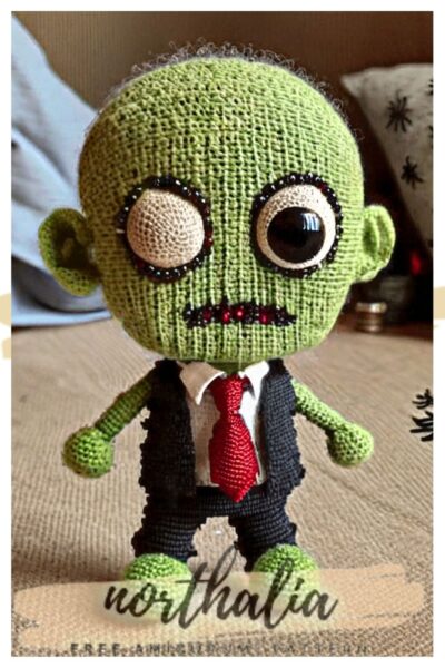 amigurumi zombie 9