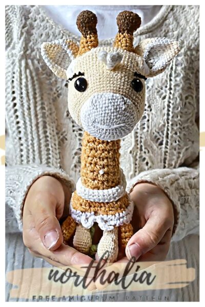 Amigurumi baby giraffe 10