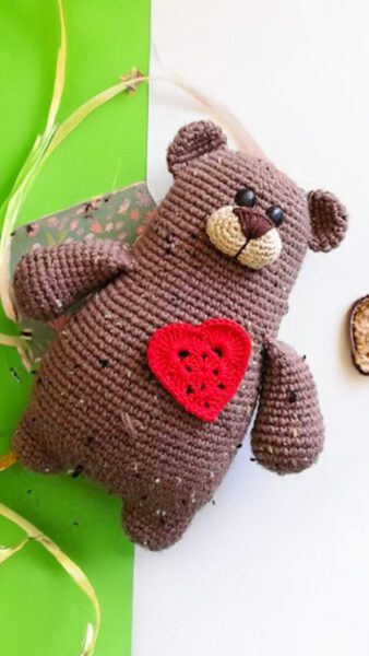 Amigurumi bear