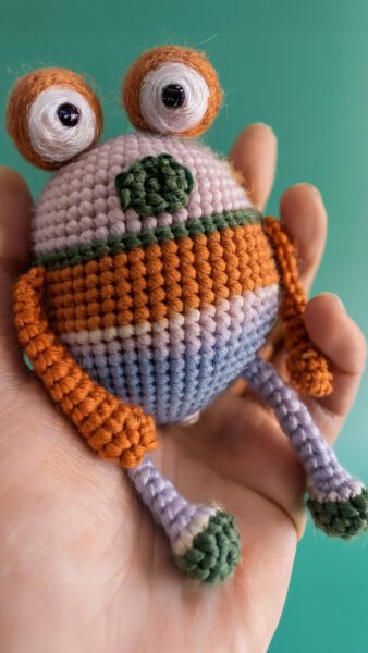 Amigurumi Frog Crochet Pattern 5