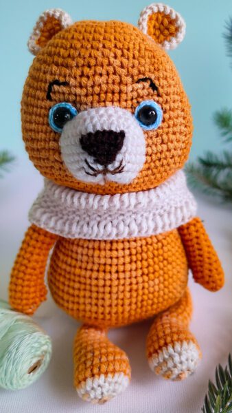 Amigurumi Tiger in Sweater 2