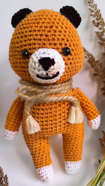 Amigurumi Tiger in Sweater 3