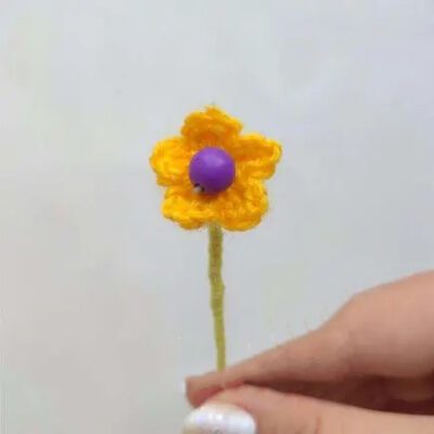 amigurumi flower